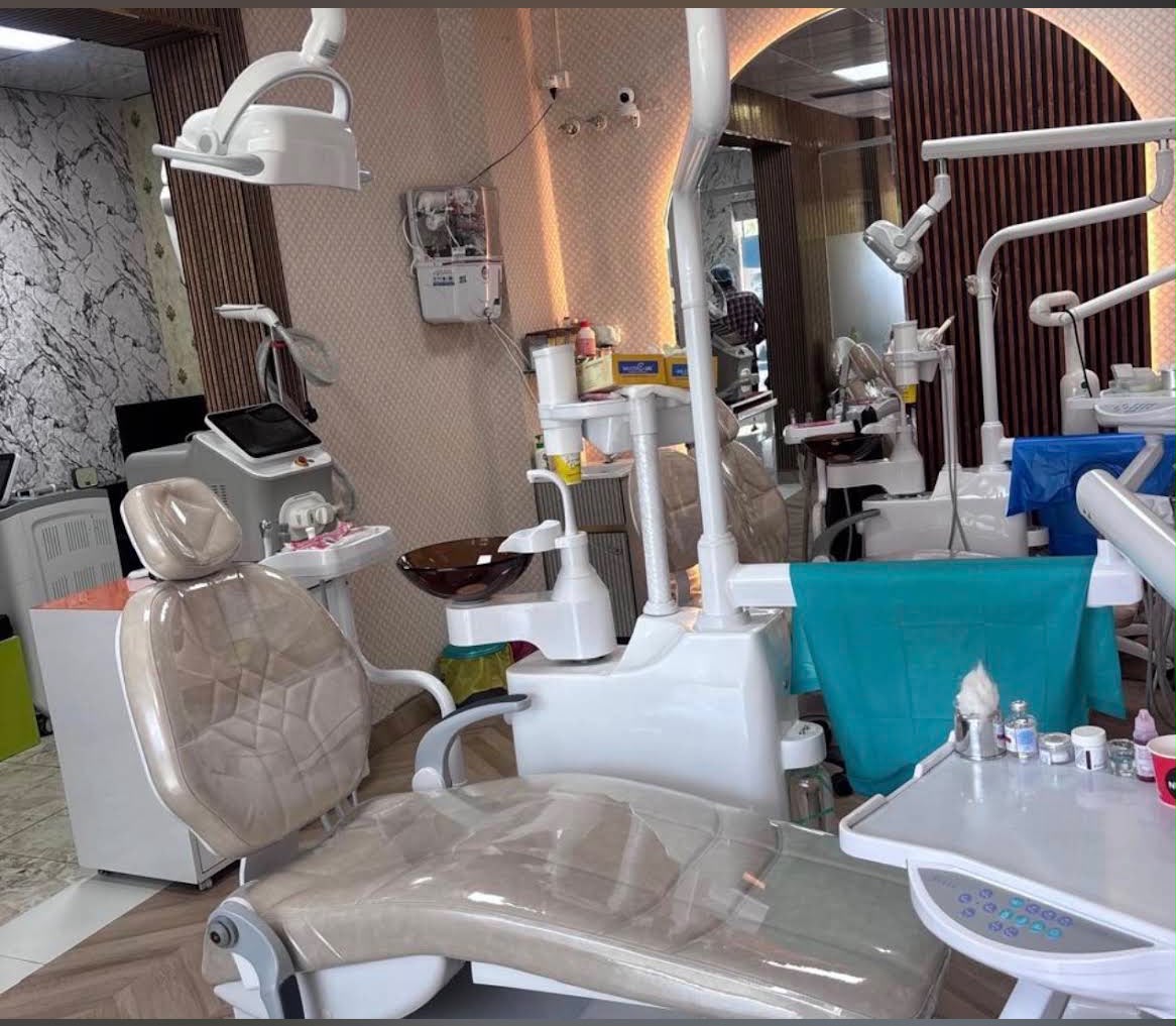 Oro dental clinic & Implant Centre, Saviour GreenArch (16B West GN)